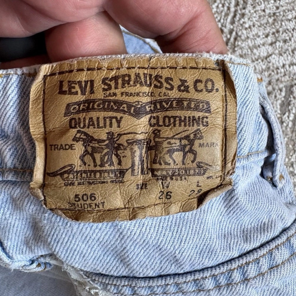 Vintage Levi’s 512 Student Fit Jeans 26x28 Made in USA Light Wash 100% Cotton - Picture 9 of 11